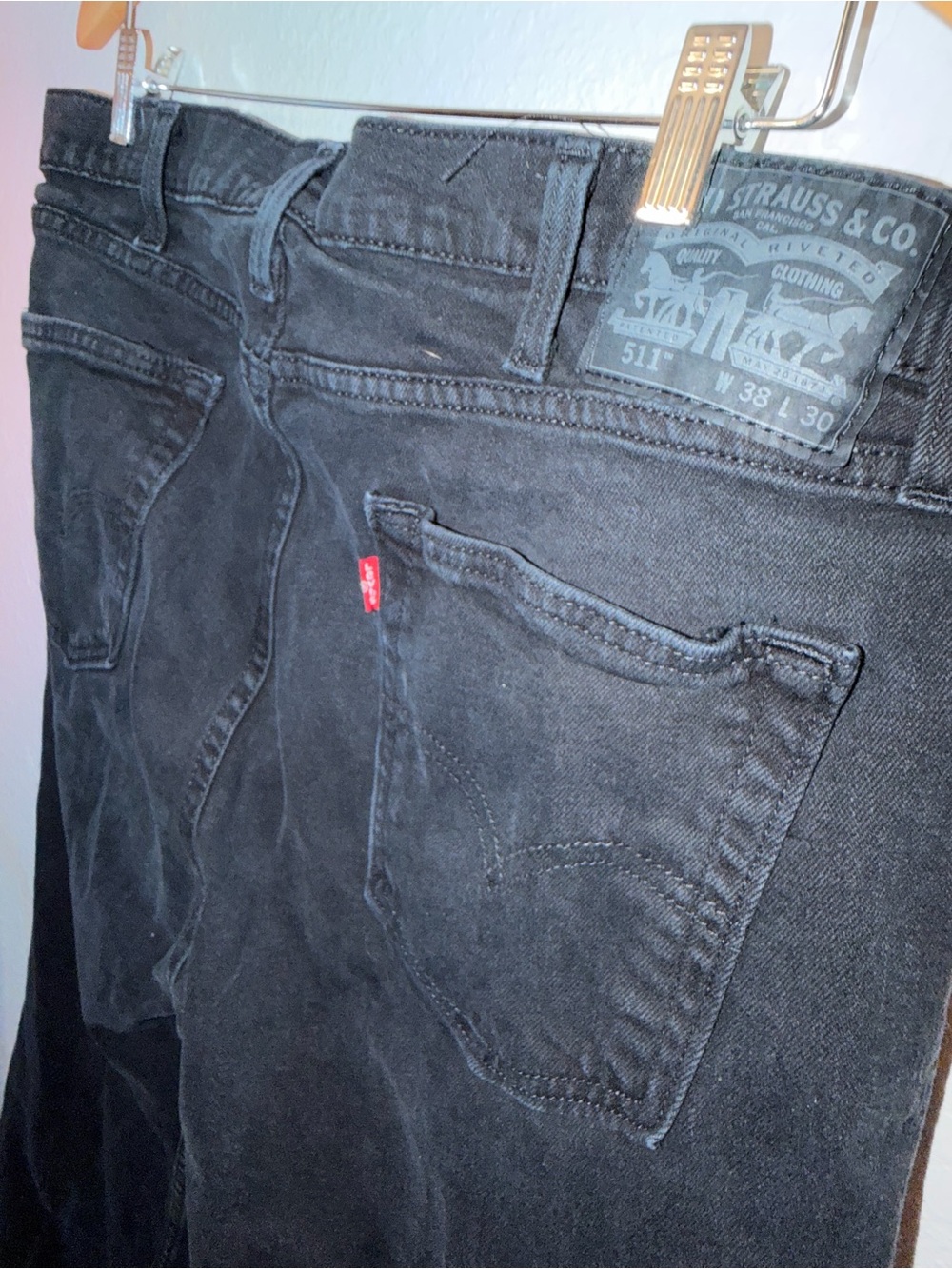 511 Levi's Men's Straight Jeans in Black Wash 38x30